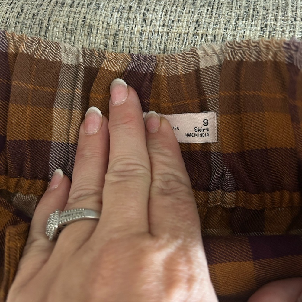 SO Plaid Skater Skirt in Brown and Purple - Picture 4 of 7